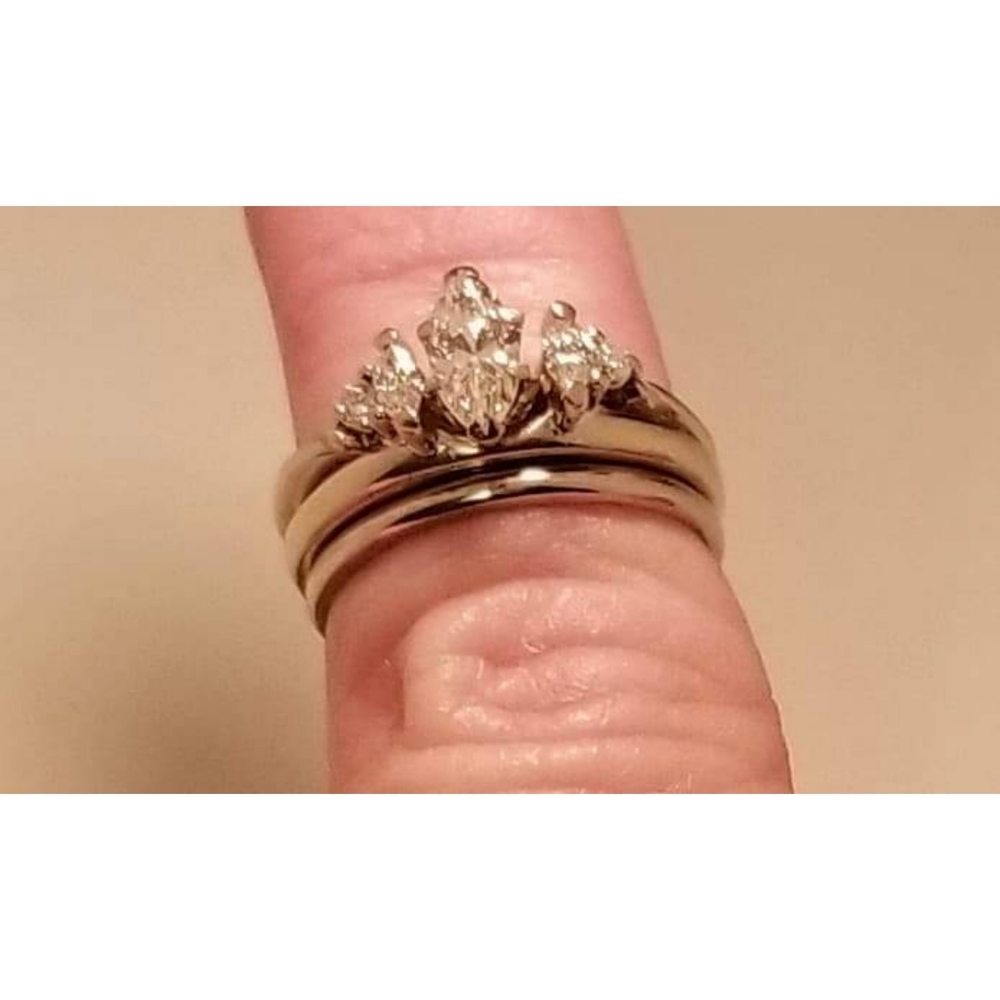Size 7 diamond engagement ring set